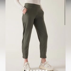 Athleta Brooklyn ankle pant. Olive green.